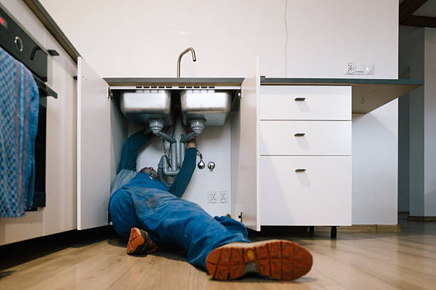 Professional Drain Cleaning technician working in Maplewood, WA